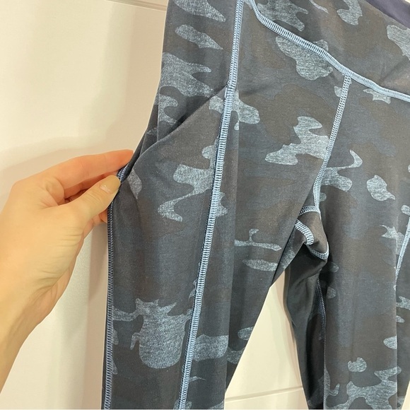 Lululemon Speed Tight Luxtreme Camo Oil Slick Blue 6 - Picture 10 of 16